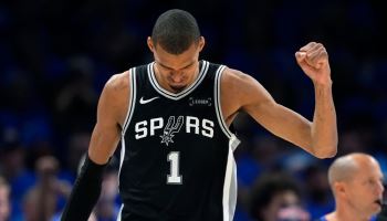 웸반야마, OKC 무너뜨렸다…샌안토니오 12년 만에 NBA 파이널 진출