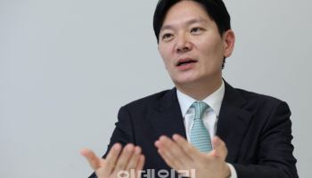 '대북송금 수사' 박상용 검사 "무기한 직무정지는 위법" 국민신문고 청원