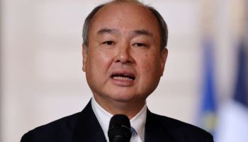 손정의 “AI 혁명, 닷컴 붐보다 50배 강해…조정 와도 기회”
