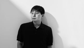 "스스로 택한 고립, 그 벽을 깨는 건 일단 해보는 용기"