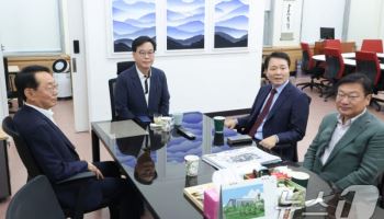 국힘 원내대표 선거, ‘특정 후보 밀기’ 논란에 하루 연기(종합)