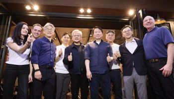 SKT·엔비디아, AI 클라우드 동맹…한국서 첫 ‘AI 팩토리’ 가동