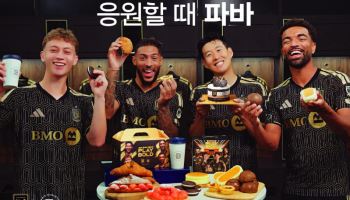 손흥민도 'APT 게임' 했다…파리바게뜨, LAFC와 이색 브랜드 경험
