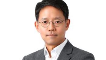 ‘전략·재무통’ 신동우 스타벅스 신임 대표…내부통제 먼저 손본다
