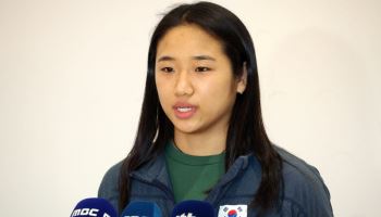 '2주 연속 우승' 안세영 "15점제, 적응 자신 있다"