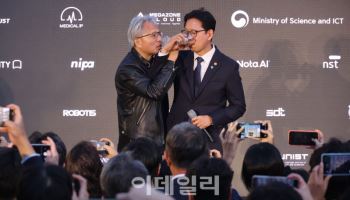엔비디아 '베라 루빈' 韓 최우선 공급…젠슨 황, 韓 선택이유 셋