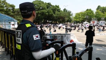 경찰직협 "갈등 격화 때마다 책임 안아…정치의 방패로 이용 말라"