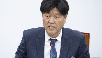 김용 "정청래 당권 포기 고려할 수 있어"