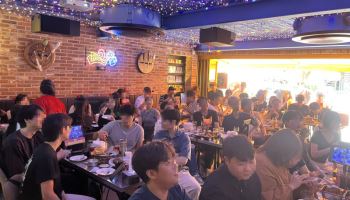 월드컵 응원에 치킨집도 아침 장사…BBQ, 앱 주문 오전 8시 개시