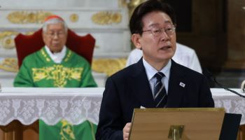잠실 봉쇄에 국제대회 출전 차질 우려…李 “경찰에 엄중 대응 지시”
