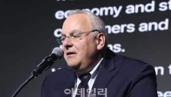 “연준 물가 대응 실패 부른 ‘만장일치’…중앙은행 반대표가 필요하다”
