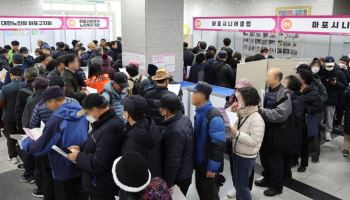 맞벌이 가구 615만 '역대 최대'…미성년 자녀 있어도 퇴사 안한다