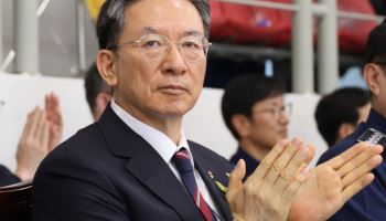 정성호 법무장관 "유가담합, 반사회적 중대범죄…14조 피해 엄정 대응"