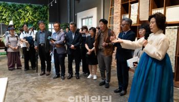백제 품은 부여, 공예로 머무는 도시로 다시 태어나다