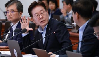'19.4%' 청년미래적금 첫날 19.6만명 몰려…李 "신청자 다 받자"