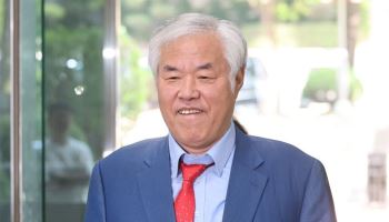 '코로나 불법집회' 전광훈, 2심서 감형…징역 1년에 집행유예 2년