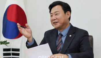 "'전임 시장 흔적 지우기 안해…슬로건 그대로 계승"