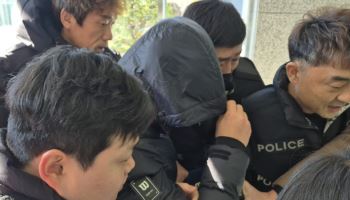 '계엄령 놀이'…미화원 폭행·갑질한 공무원, 2심서 선처 호소