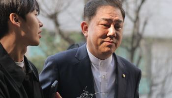 '13개 의혹' 김병기 수사 막바지…"쪼개기 없이 한번에 결론"