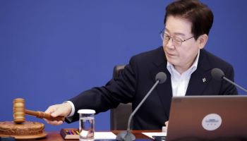 [속보]李대통령 "숨어있는 포인트, 지역화폐로 활용 검토" 지시