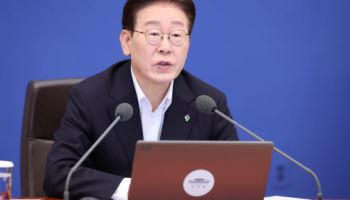 李대통령 “안 쓴 포인트, 지역화폐 전환 검토”…소비 진작 주문