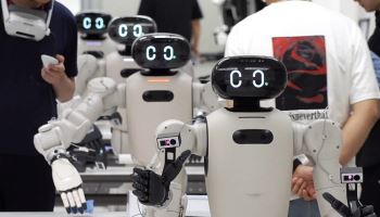 LG전자, CEO 직속 로보틱스사업센터 신설…AI 로봇 사업 강화