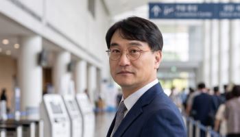 AI 검색으로 예약까지… 플랫폼 독점 깨진다