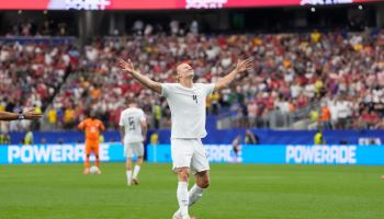 홀란이 또 끝냈다...노르웨이, 코트디부아르 꺾고 WC 16강행