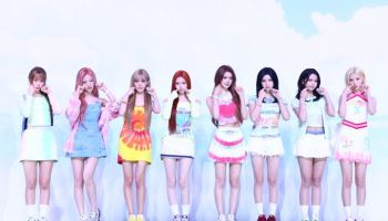하츠투하츠와 함께 '하츠 온(Hearts on)'…대검, 청소년 마약 예방 활동
