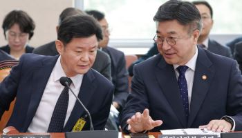 서울경찰청장 "개표소 시위 '불법시위' 여부 검토중"