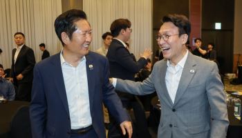 돌아온 김민석, 정청래 송영길과 당권 경쟁 본격화