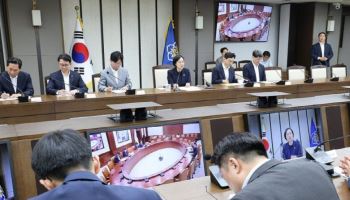 물가상승률, 두달 연속 3%대…한총리 “서민생활 부담 되는 물가관리 최우선”