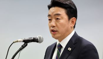 [속보] 강훈식 “반도체 추가 세수 활용 미래대응기금 신설…미래 위해 투자”