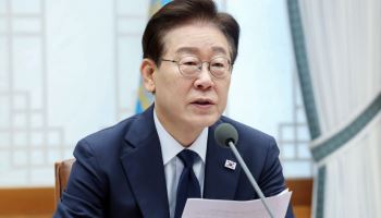 李대통령 "3대 메가프로젝트, 불균형 지적·비난 중 하나만 하라"