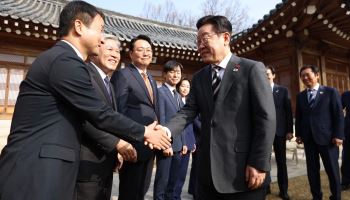 한병도, 李대통령에 "패트 75일 단축 추진" 보고…野 "독재선언" 반발[only이데일...