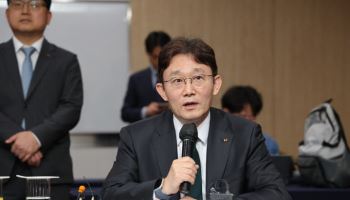 KT, ‘AX 플랫폼 컴퍼니’ 선언…5년간 18조 투자 나선다