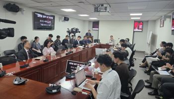 "홍명보만의 실패 아니었다, 한국 축구 시스템이 무너졌다"