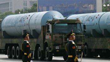 中 외교부 “SLBM 발사 정례 조치…지나친 해석 말라”