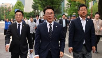 "김민석, 계엄 반대투표 왜 안 왔나"…친청·친석 벌써 '이전투구'