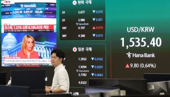 수출 늘어도 떨어지지 않는 환율…"3분기에는 1600원 돌파 가능성"