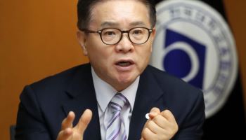 "대학 경쟁력이 국가 경쟁력…등록금 규제 풀고 추가세수 투입을"