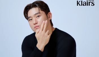 디어 클레어스 모델에 '기아 타이거즈' 김도영