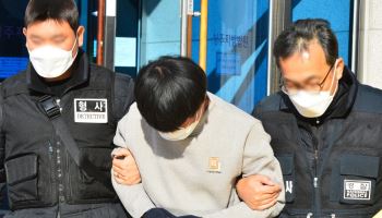“신이 보호하니까”...낮잠 자던 모친 무참히 살해한 아들, 결국