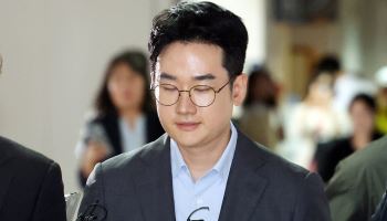 '음료 투척 자작극 의혹' 정이한, 구속…法 “증거인멸 우려”