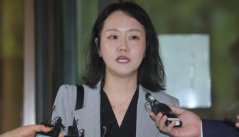 尹 '체포징역' 징역 7년…변호인단 "재판소원 통해 다툴 것"