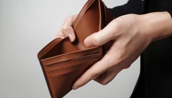 "5만원 왜 훔쳐갔냐" 훈계에 80대 살해한 30대 최후