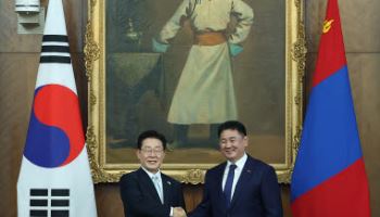 한몽, 2030년 교역 10억달러 목표…李 “황금시대 열 것”