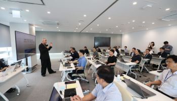 코레일, 경영진 AI 실습교육 실시…철도 AX 속도 낸다