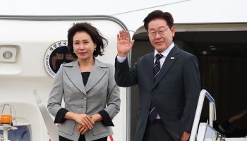 李 대통령, 몽골 순방 마치고 귀국…경제·안보 협력 강화