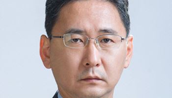 "시진핑 방북 이후 北·中 더 밀착…韓, 대북 제재 완화 등 정책 마련해야"[인터뷰]